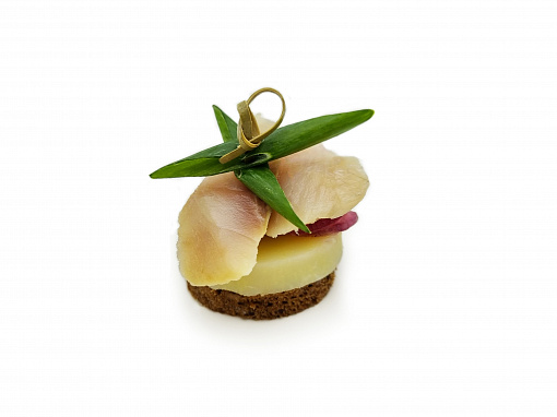 Canape with herring, 7 pcs