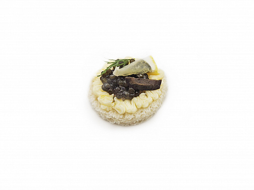 Canape with sturgeon black caviar, 7 pcs